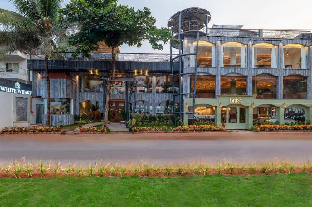 White Wharf Beach Resort (ex.Manthan Beach Resort) 4*