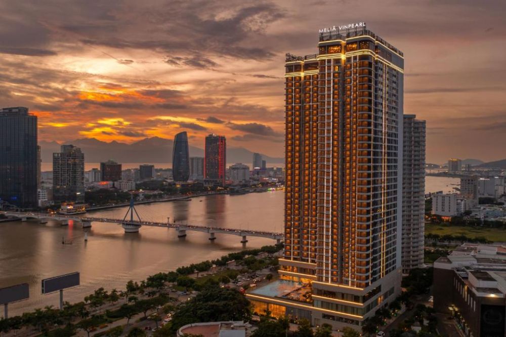 Melia Vinpearl Danang Riverfront 5*