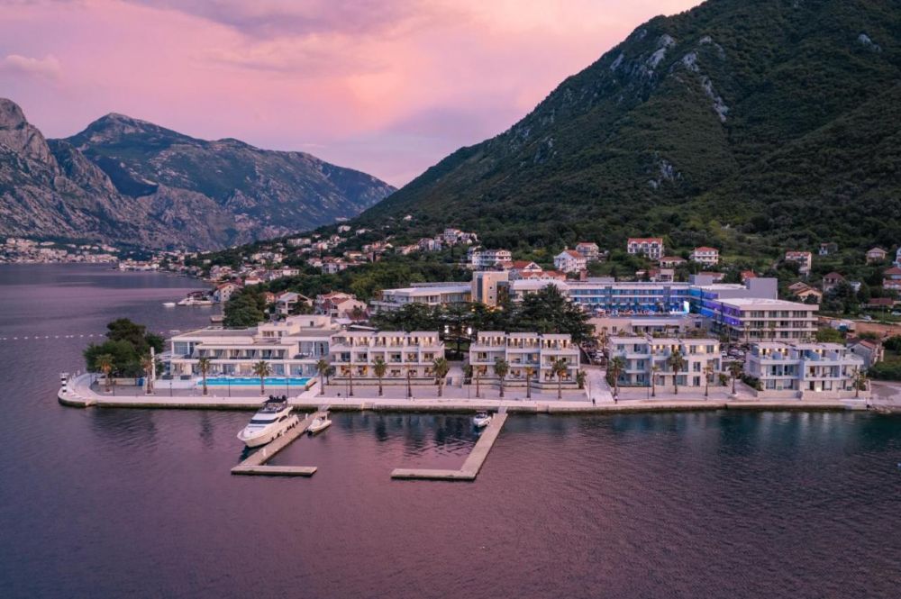 Hyatt Regency Kotor Bay Resort (ex. Blue Kotor Bay) 5*