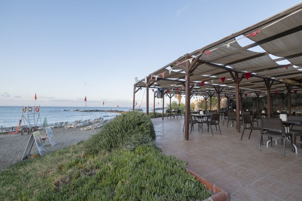 Asrin Beach Hotel 4*