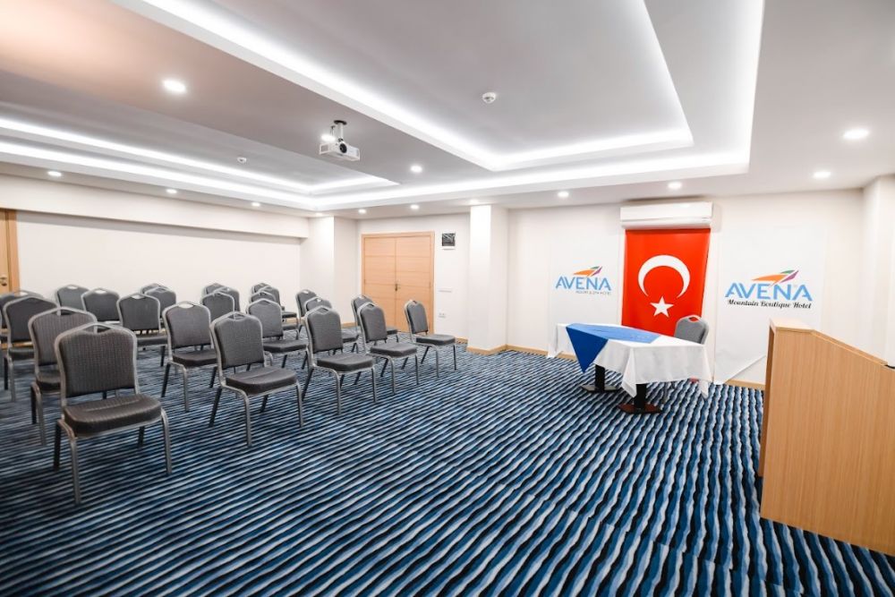 Avena Resort & Spa Hotel 4*