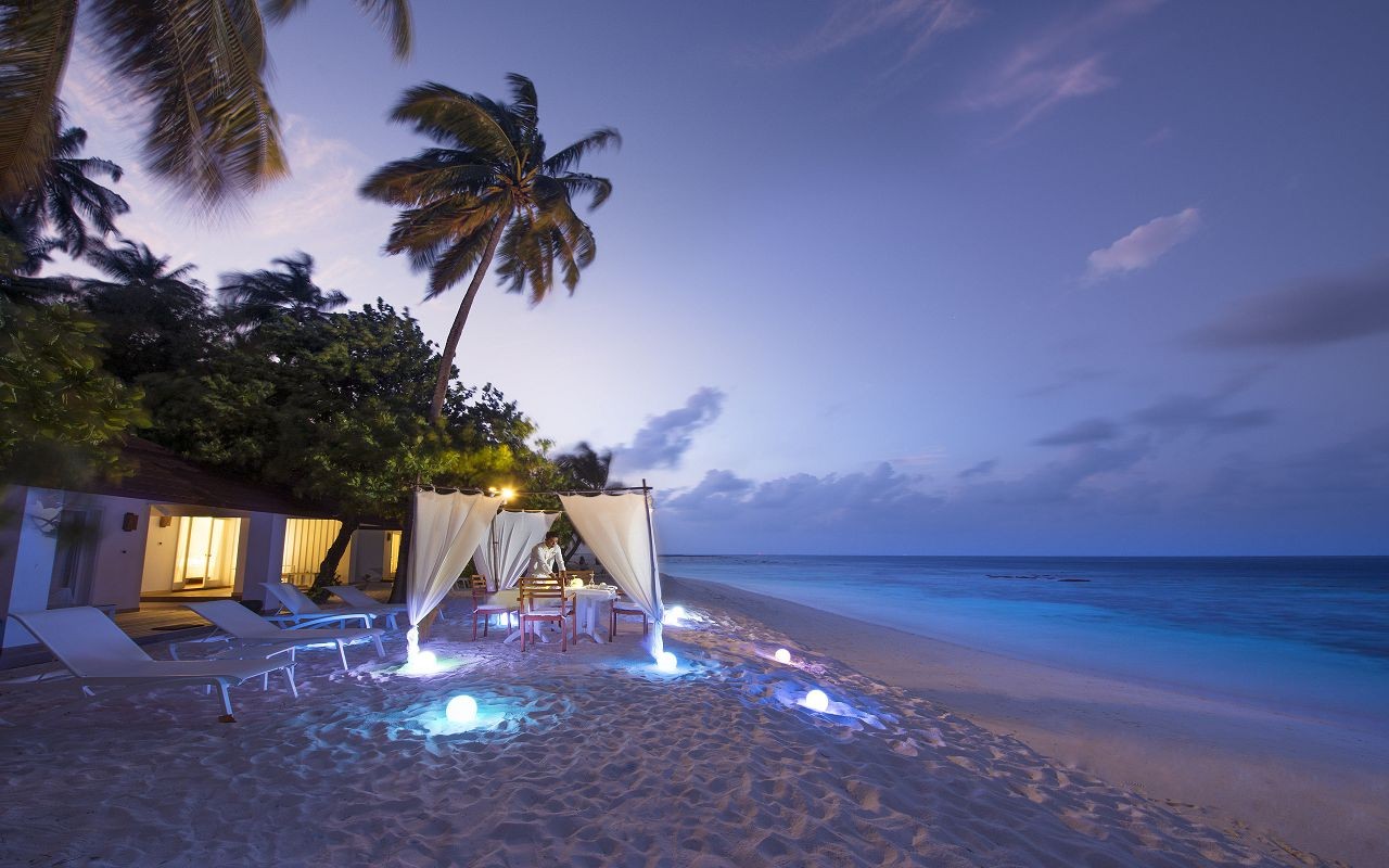 Diamonds Thudufushi Island 5*