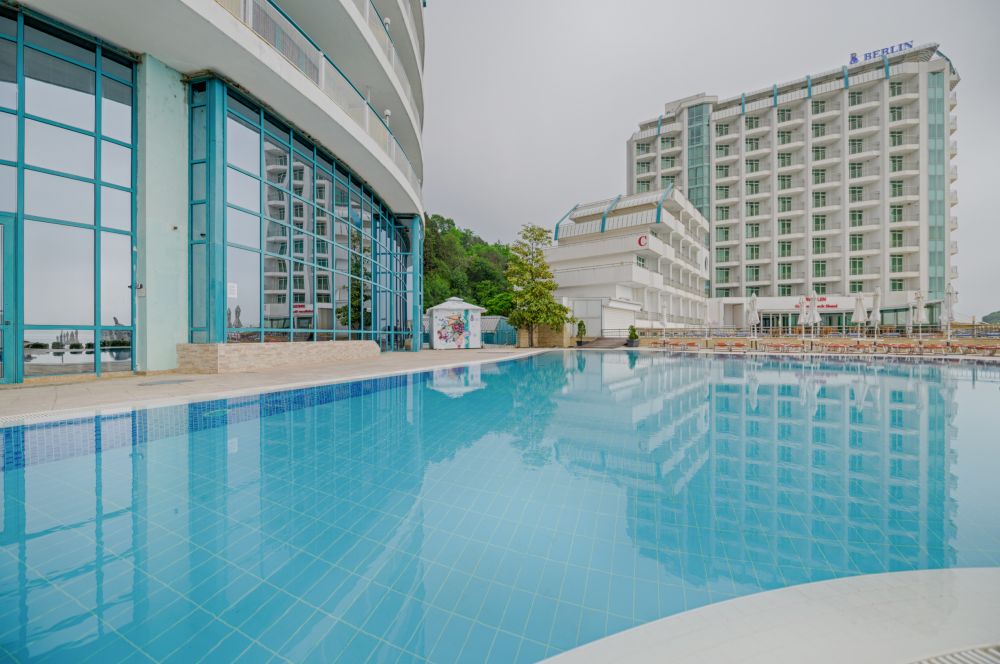 Berlin Golden Beach 4*