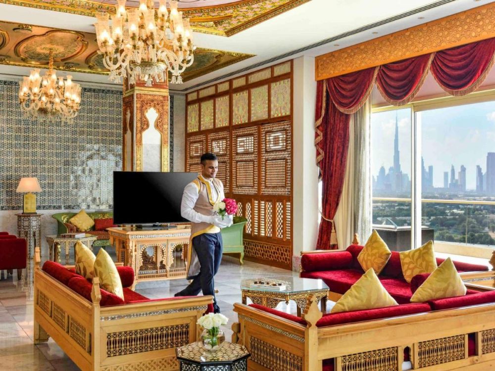 Raffles Dubai 5*