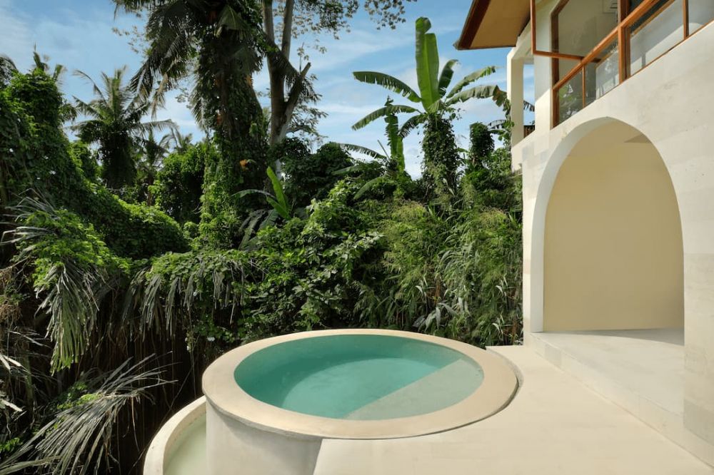 Suara Alam Ubud by Ini Vie Hospitality 5*