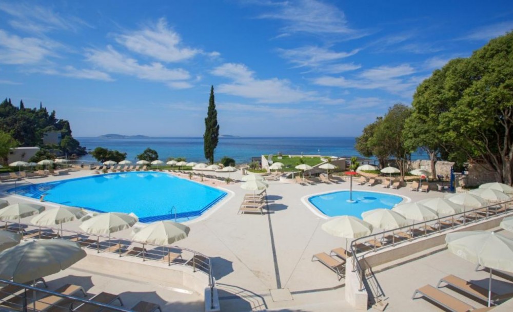 Villas & Apartments Mlini 4*