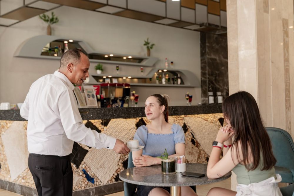 King Tut Aquapark Beach Resort 4*