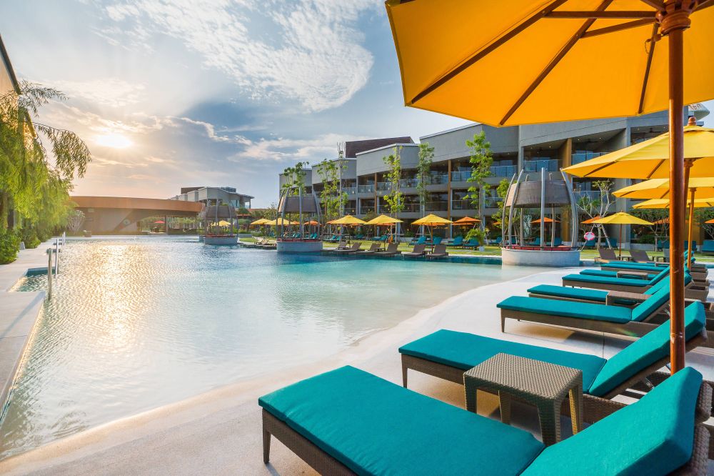 Avani+ Hua Hin Resort 5*