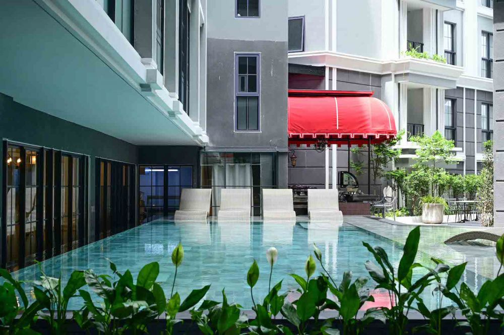 Chateau Du Village 4*