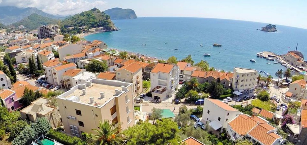 Apartments M Petrovac 3*