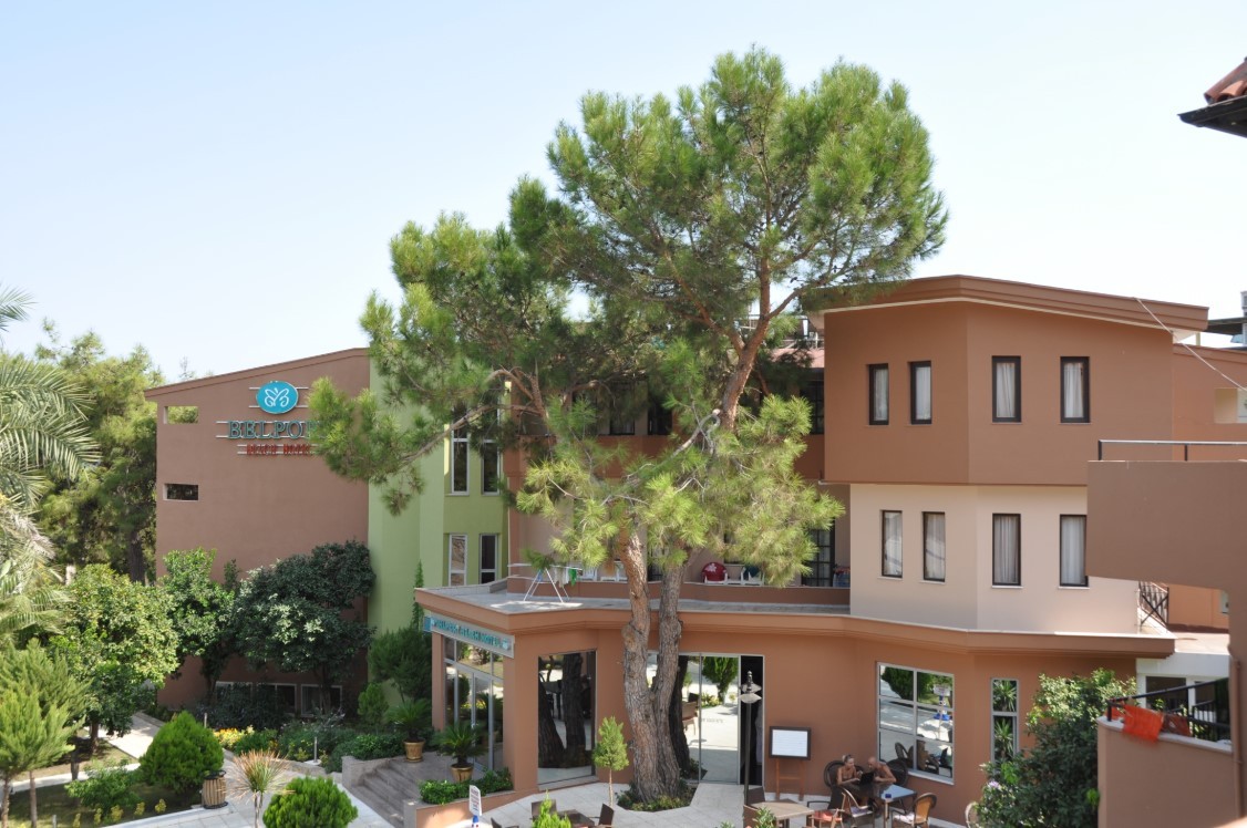 Aleria Belport Beach Hotel 4*