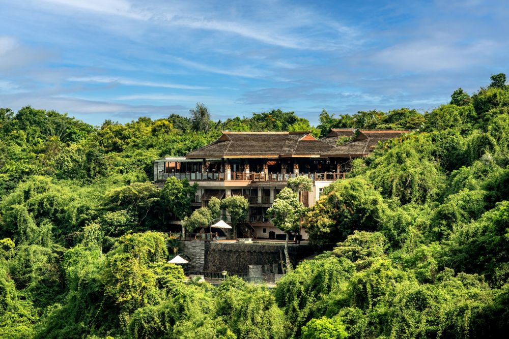 Yalong Bay Earthly Paradise Birds Nest Resort 5*