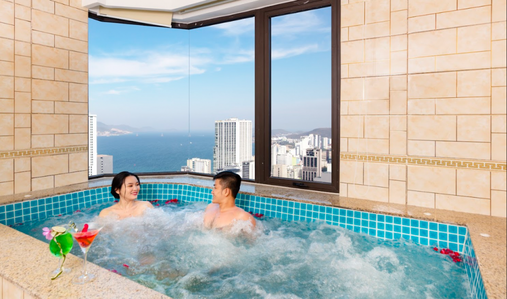 Regalia Gold Hotel Nha Trang 5*