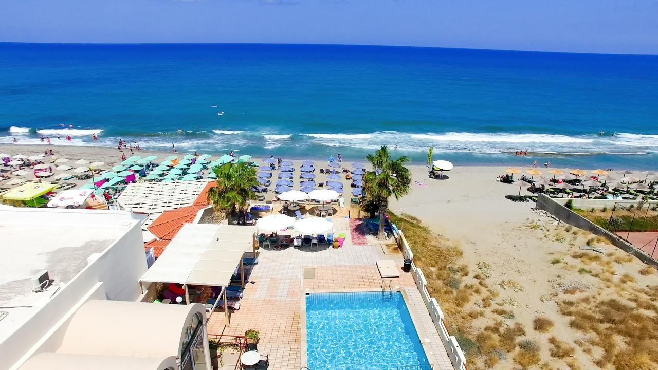 Seafront Beach Hotel Apartments 3*