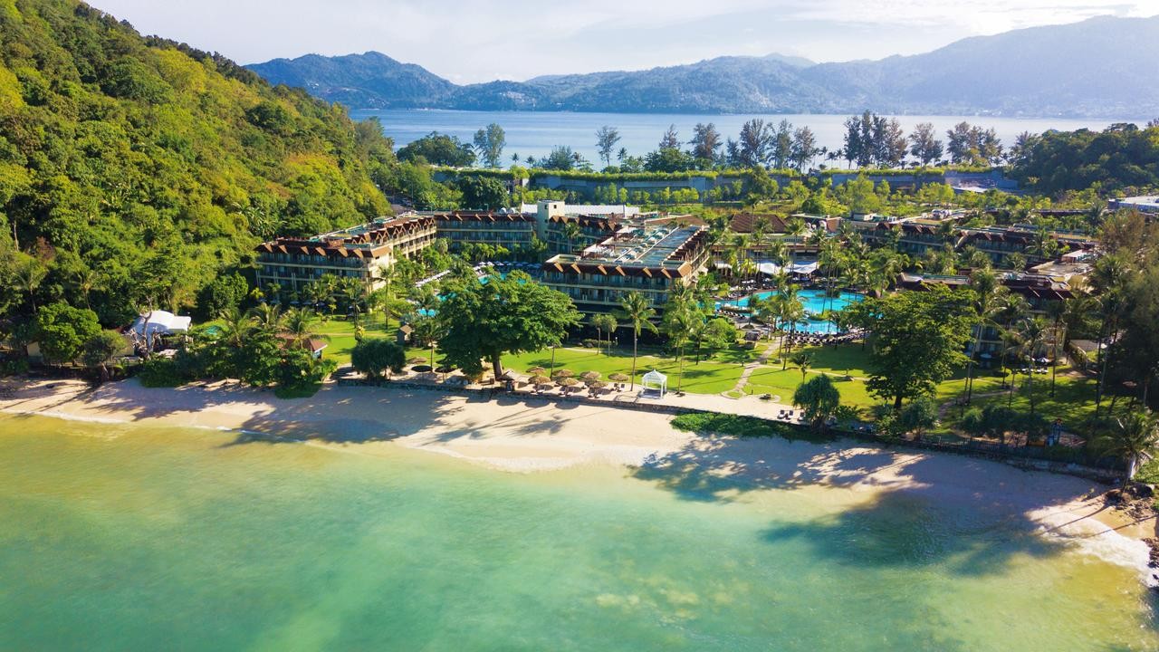 Phuket Marriott Resort & Spa Merlin Beach 5*