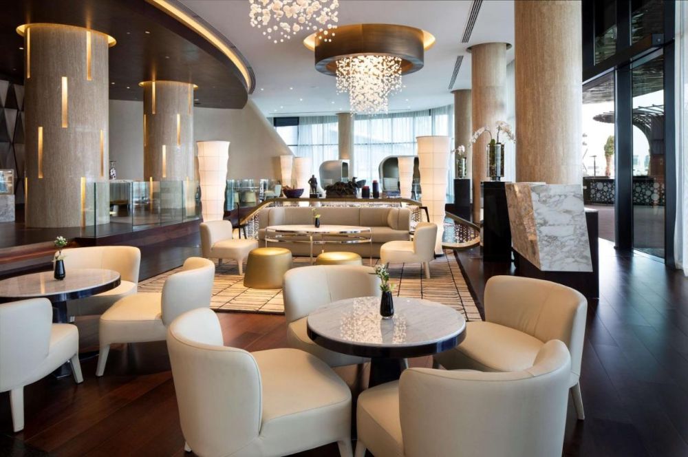 Grand Hyatt Abu Dhabi Hotel & Residences 5*