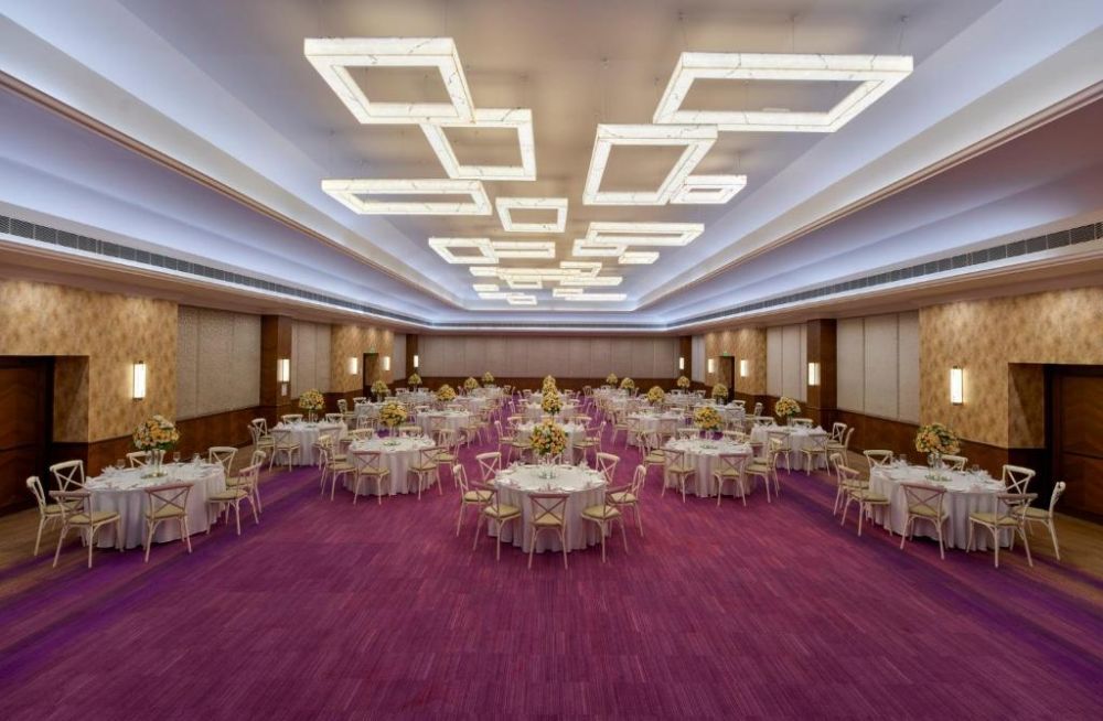 Holiday Inn Resort 5*