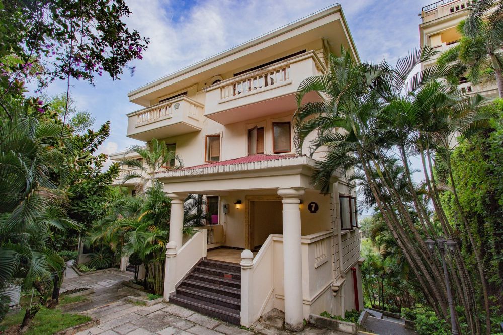 Sanya Yuhuayuan Seaview Hotel 4*
