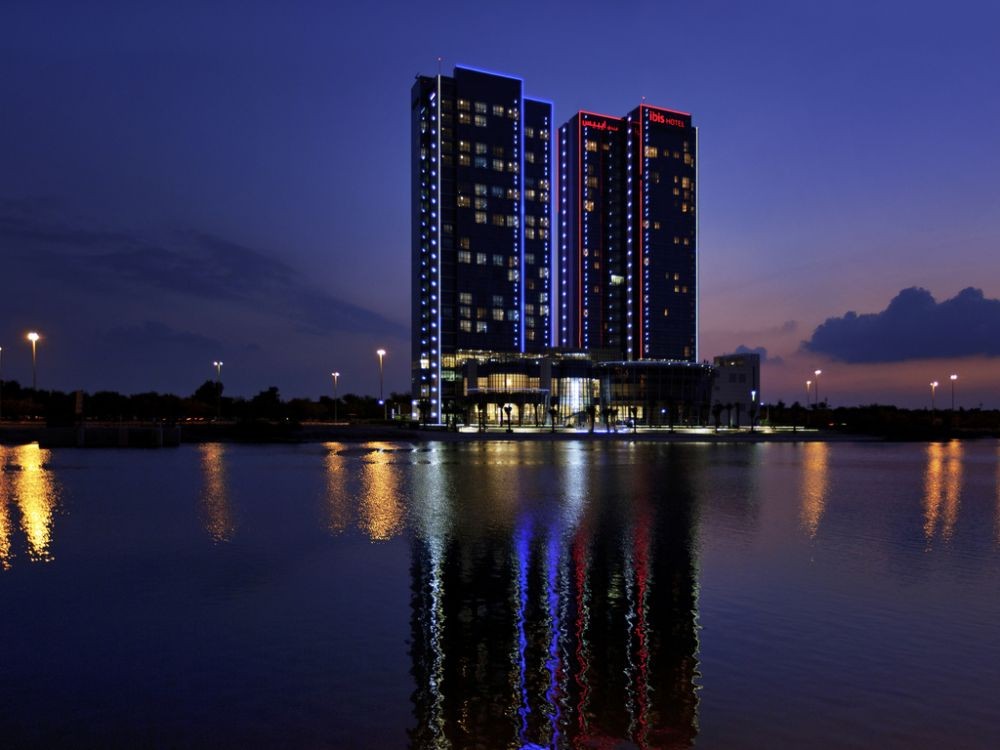 Ibis Abu Dhabi Gate 3*