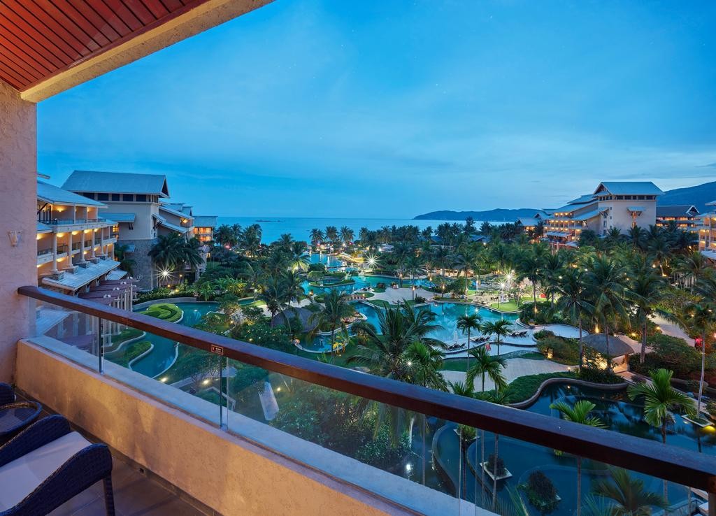 Hilton Sanya Resort & Spa 5*