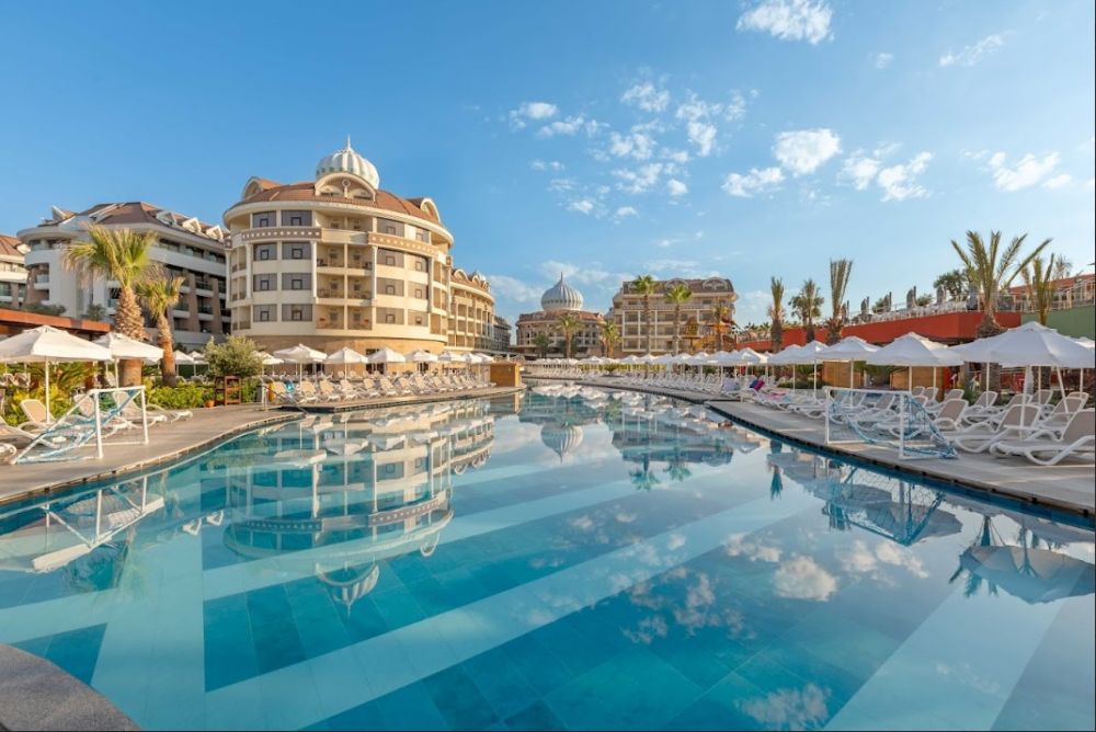 Kirman Belazur Resort & Spa 5*