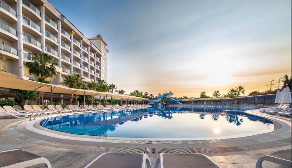 Lake River Side Hotel & SPA 5*