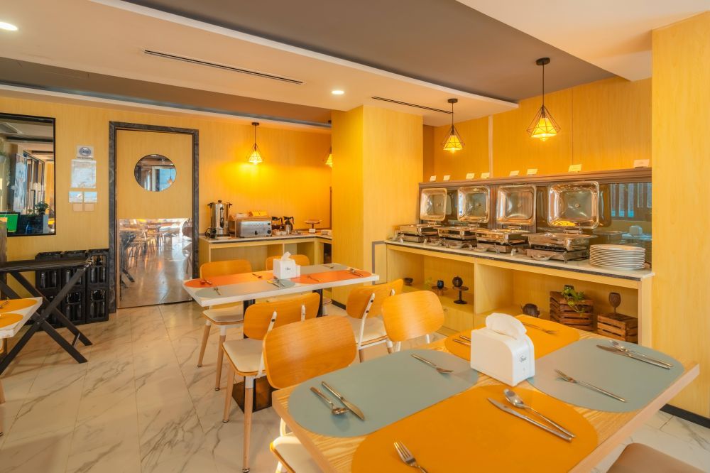 NEST By Hawks Hotels 2*