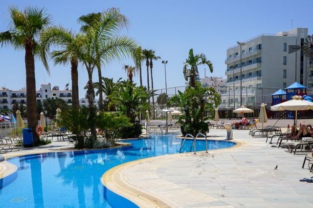 Golden Star Beach Hotel 4*