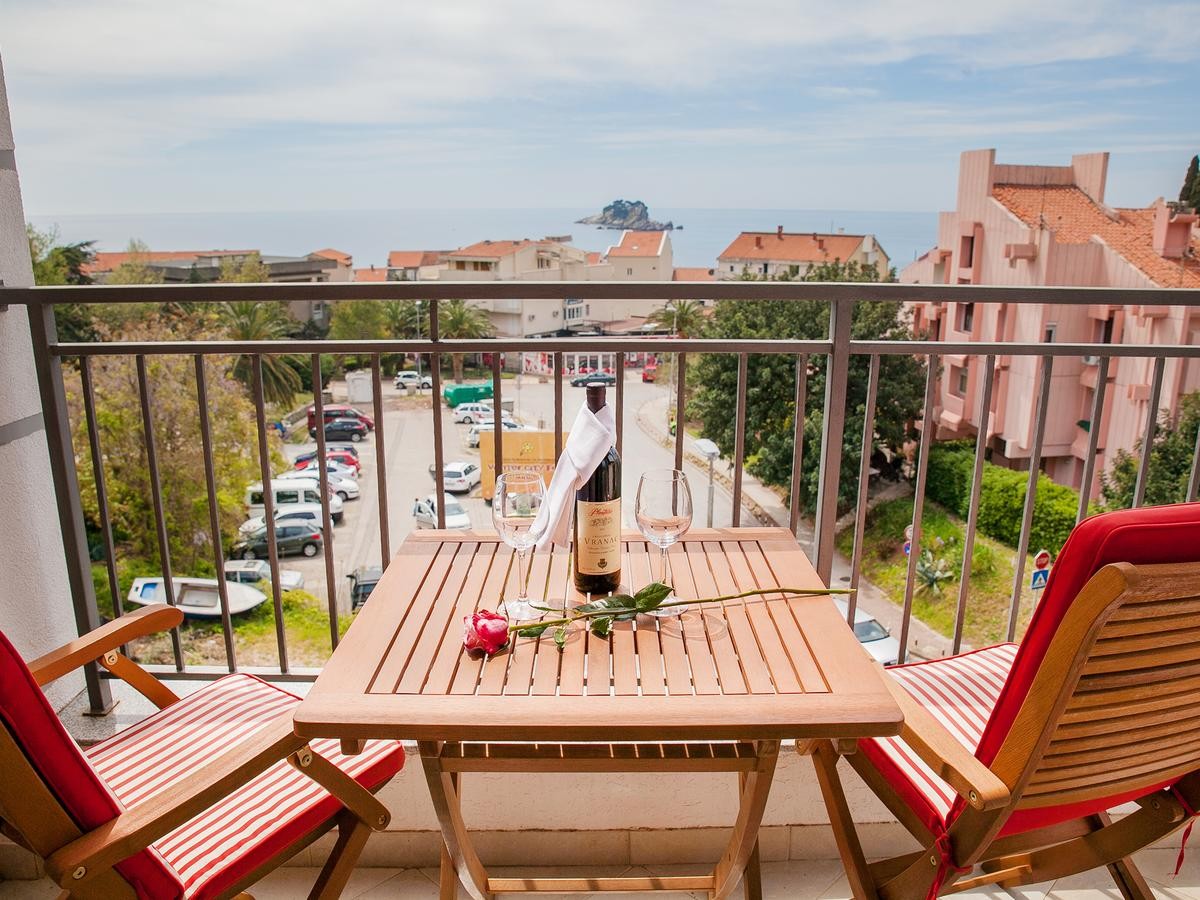 Petrovac Hotel 4*