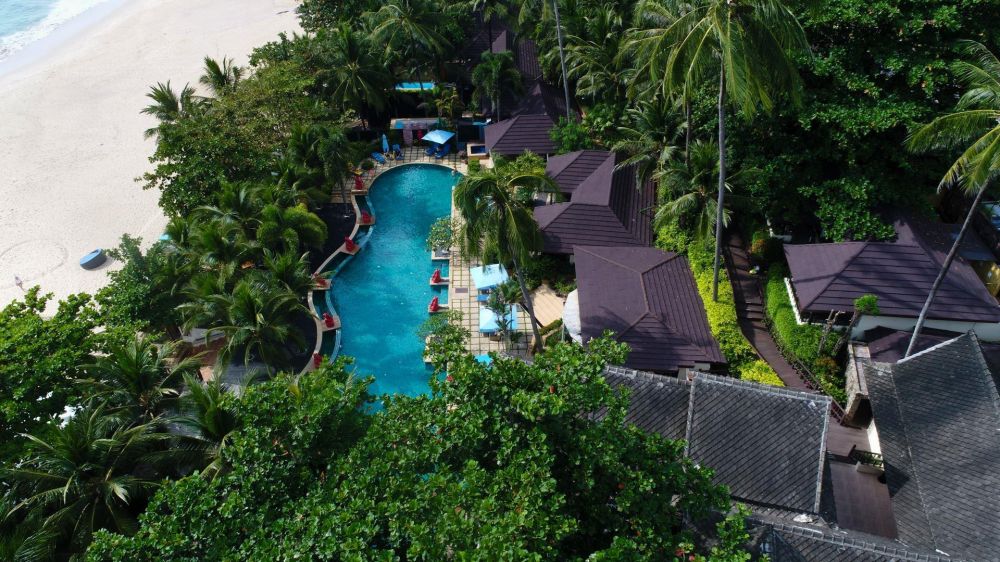 Andaman White Beach Resort 5*