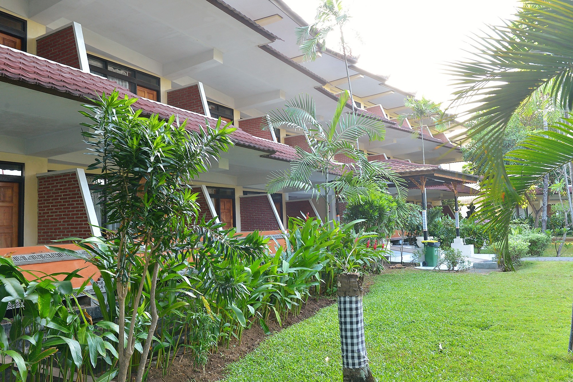 Palm Beach Hotel Bali 3*