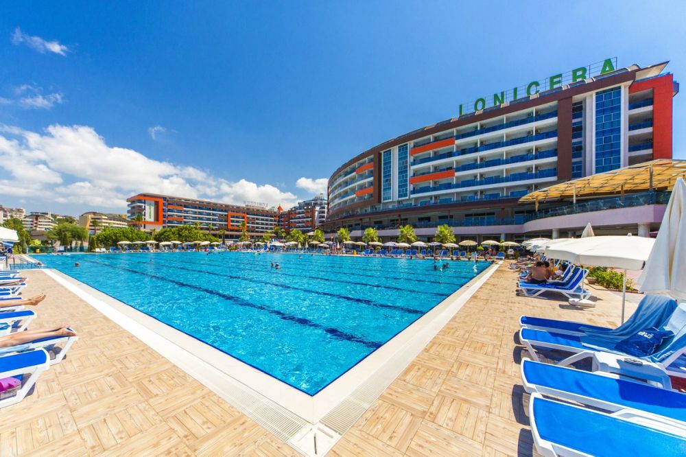 Lonicera World Resort & SPA Ultra All Inclusive (ex. Lonicera World Hotel, Lonicera Resort & SPA) 4*