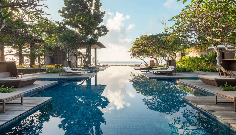 Maya Sanur Resort & Spa 5*