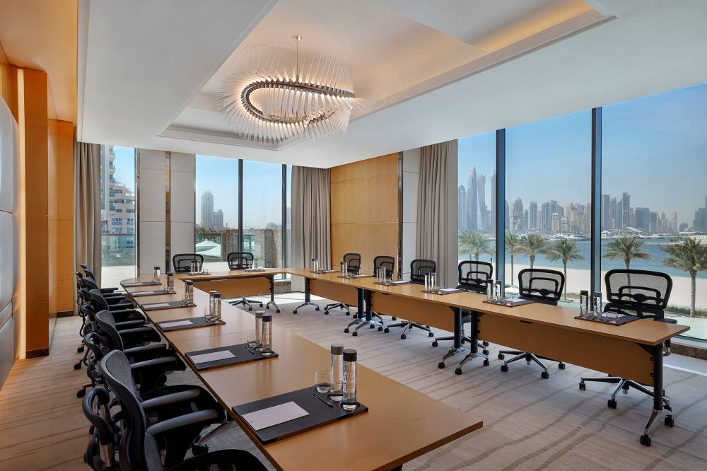 Hilton Dubai the Palm 4*