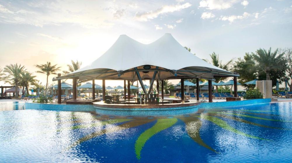 Le Meridien Al Aqah Beach Resort 5*