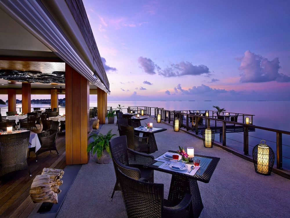 Dusit Thani Maldives 5*