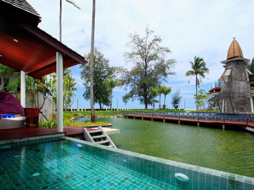 Graceland Khao Lak Hotel & Resort 5*