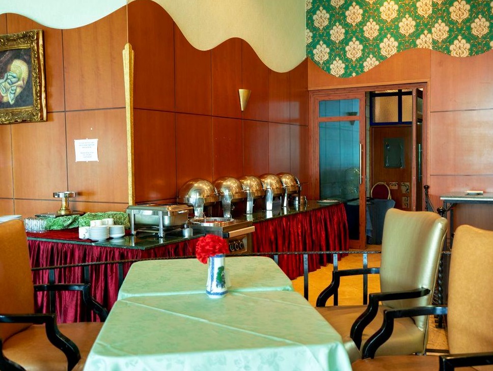 Ewan Hotel Sharjah 4*