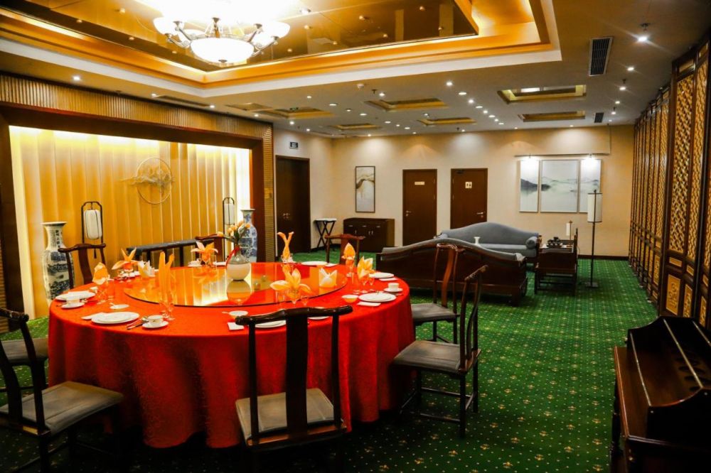 Beijing Palace Soluxe Hotel Astana 5*