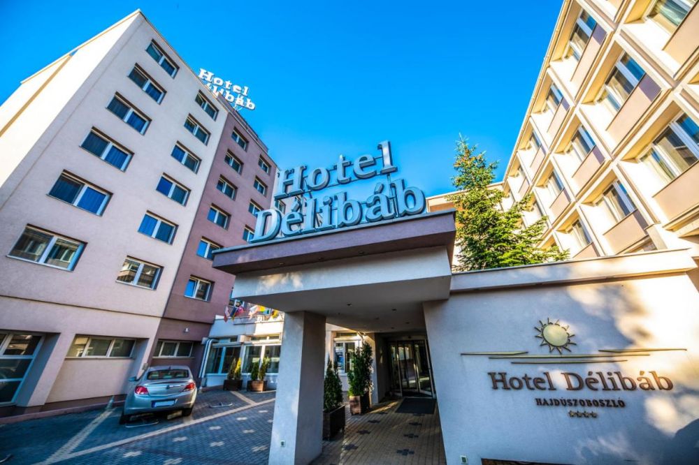 Hotel Delibab 4*