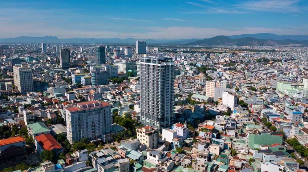 Centre Point Danang Hotel & Residence 5*