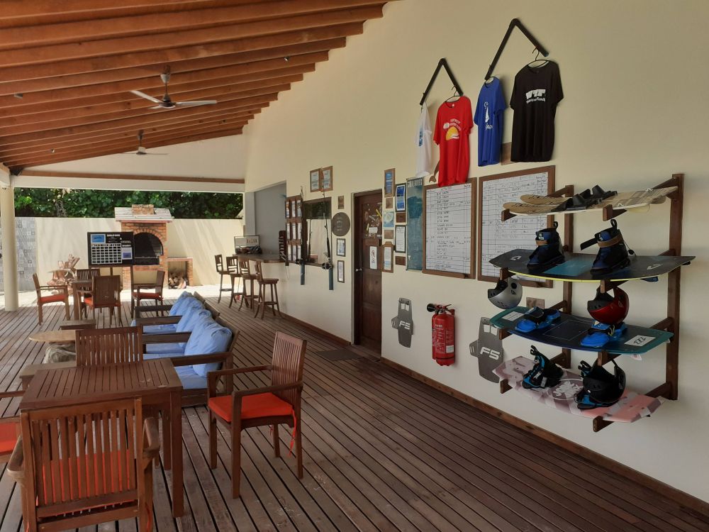 Reethi Faru Resort 4*