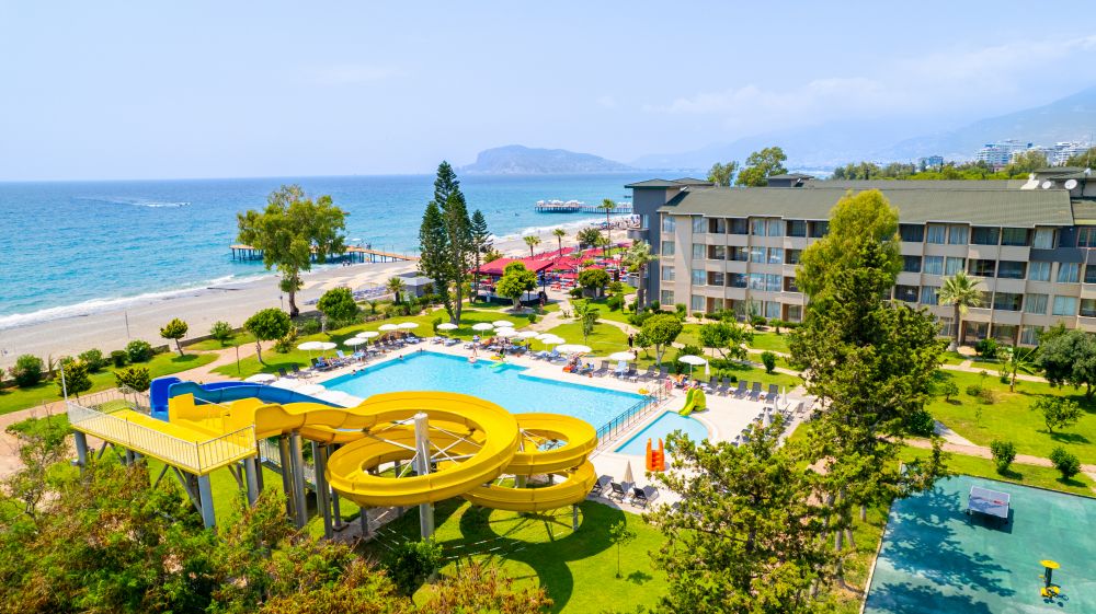 Taluyka Sunset Beach Hotel 4*