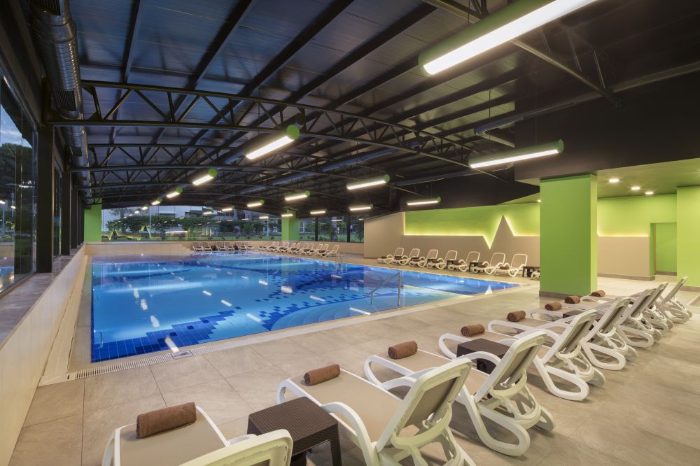 Pine Beach Belek 5*