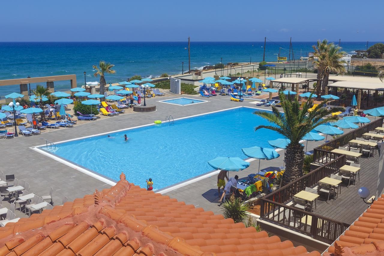 Europa Beach Hotel 4*