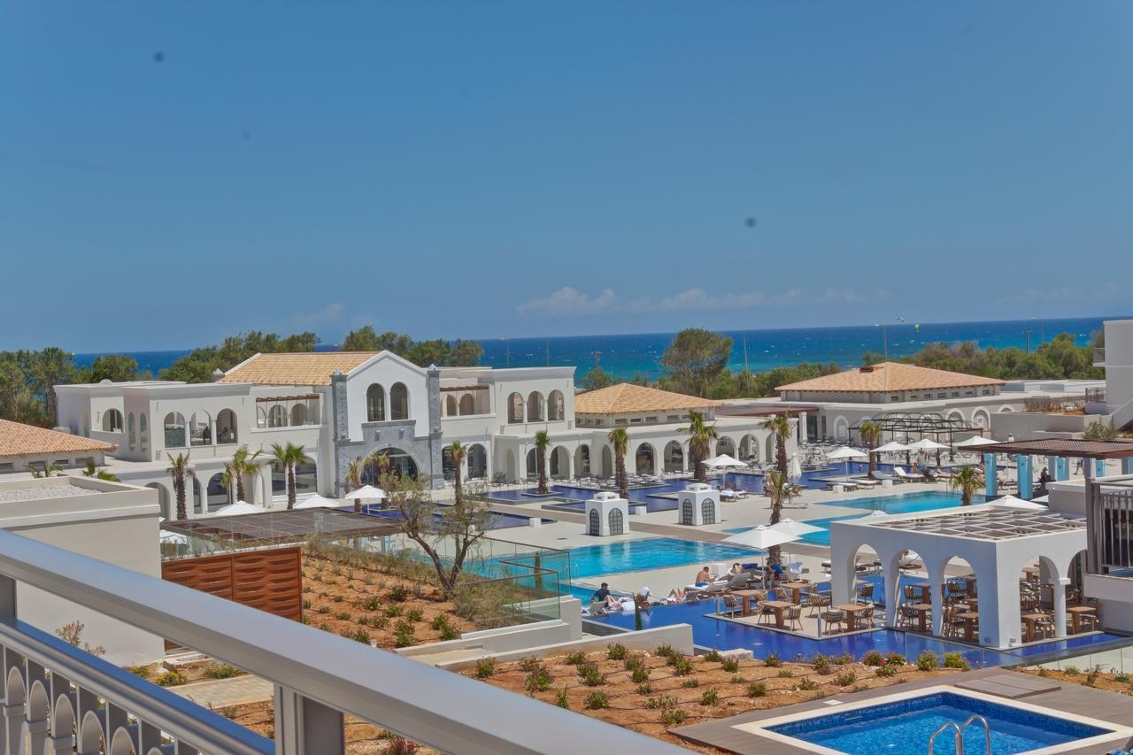 Anemos Luxury Grand Resort 5*