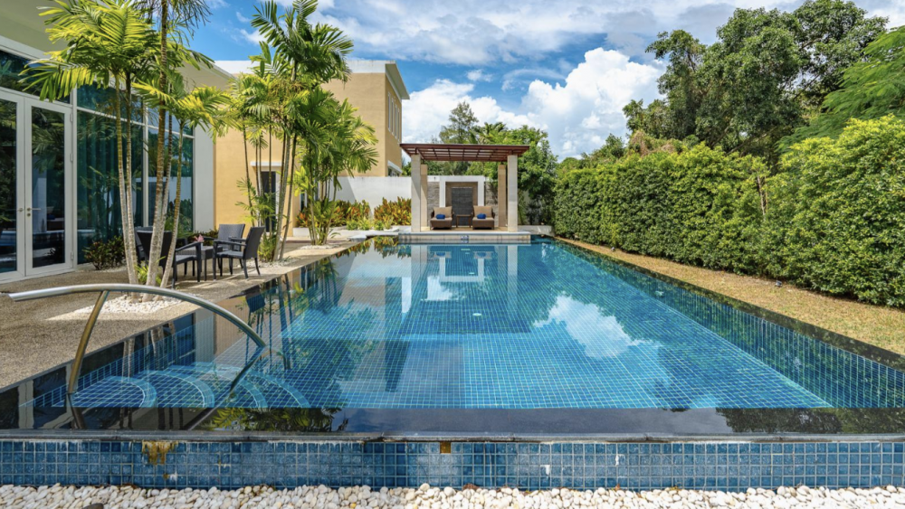 Andaman Pool Villas 