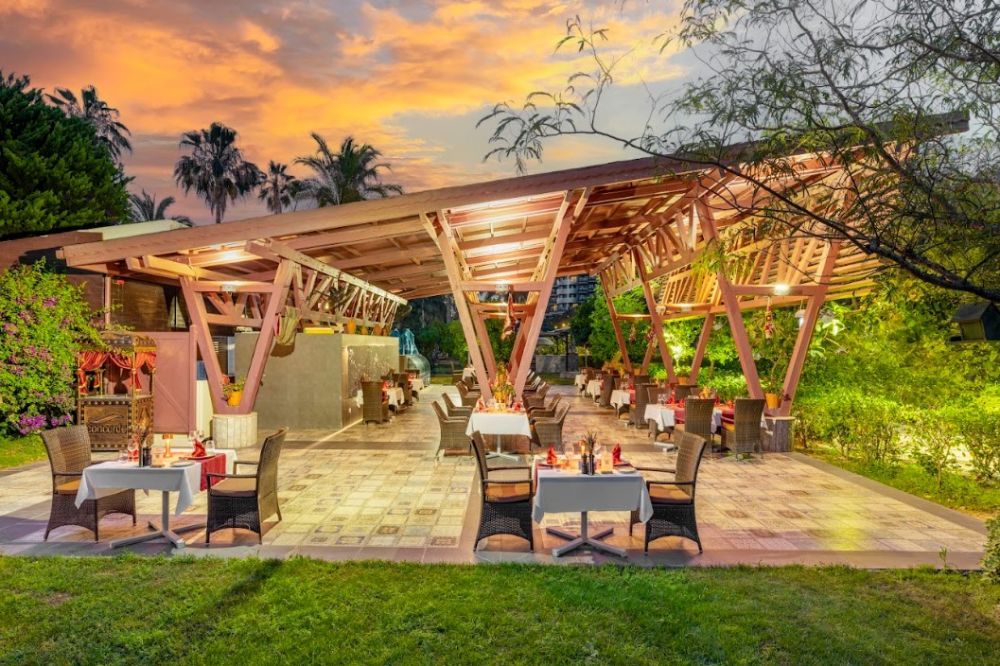 Concorde De Luxe Resort 5*