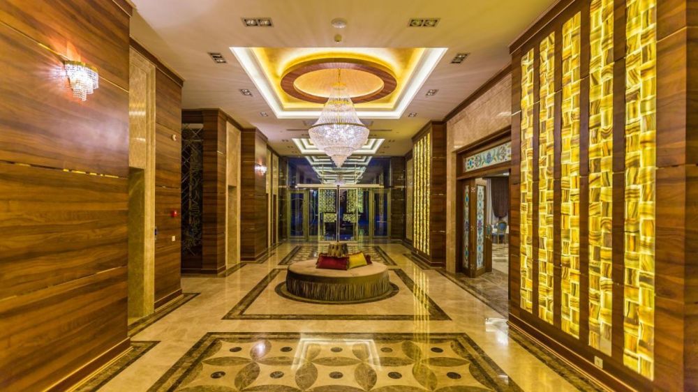 Renaissance Palace Baku 5*