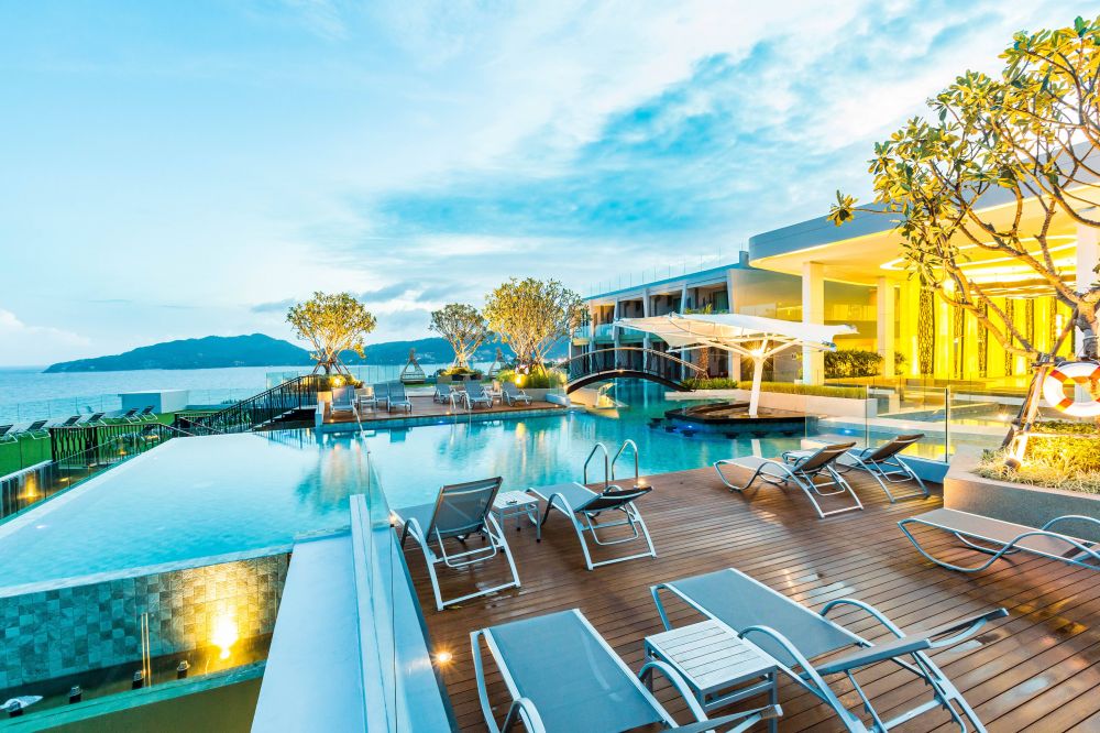 Crest Resort & Pool Villas 5*